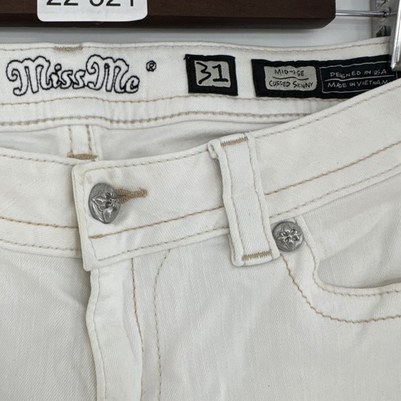 Miss Me White Distressed Mid-Rise Cuffed Skinny Jeans Women 31 MS4009CK74 - Picture 6 of 15